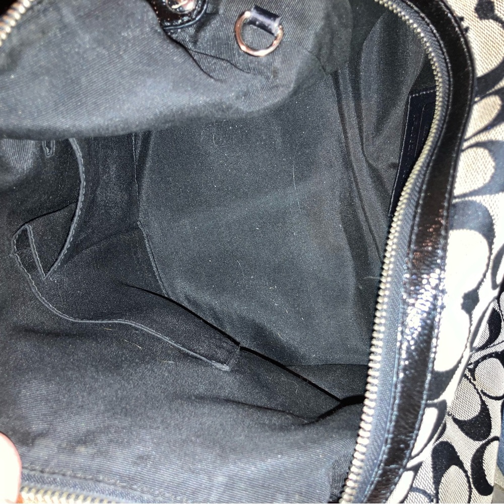 Coach Black and Grey signature Shoulder Bag - Picture 7 of 8